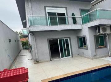 Casa · 210m² · 3 Quartos · 4 Vagas · Imperdível oportunidade: Casa à venda em Itapevi-SP, Jardim Vale do Sol II - 3 quartos, 3 banheiros,