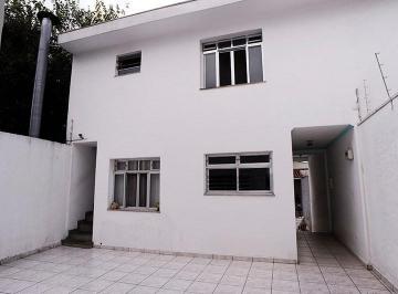 Casa · 400m² · 4 Quartos · 3 Vagas · Casa à venda com 400 m² sendo 4 quartos, 5 banheiros sendo 1 suíte e 3 vagas no Campo Belo
