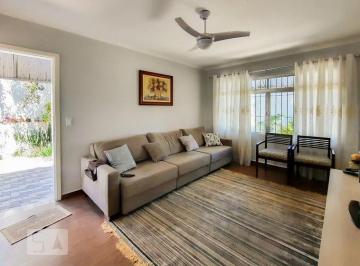 Casa · 164m² · 3 Quartos · 4 Vagas · Casa à Venda - Centro, 3 Quartos, 164 m2
