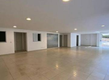 Casa · 608m² · 6 Quartos · 6 Vagas · Sobrado de alto padrão á venda no Alto da Boa Vista, com 6 dormitórios e 6 vagas.
