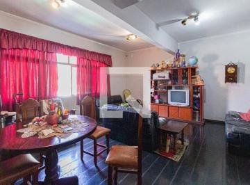 Casa · 250m² · 3 Quartos · 4 Vagas · Casa à Venda - Centro, 3 Quartos, 250 m2