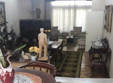 Casa · 280m² · 4 Quartos · 6 Vagas · Charmoso Sobrado à Venda na Vila Monumento
