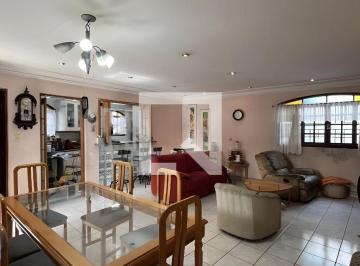 Photo 1 · Casa à Venda - Centro, 3 Quartos, 200 m2