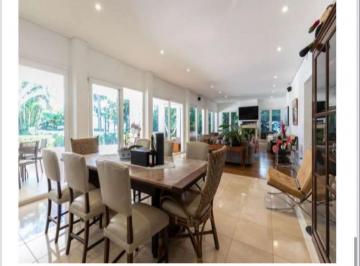 Casa · 1300m² · 4 Quartos · 5 Vagas · Casa Condomínio Vila Verde