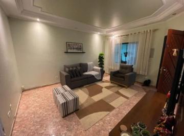 Casa · 220m² · 3 Quartos · 2 Vagas · Exclusivo Sobrado a venda Camilopolis ao lado do Nagumo local excelente....