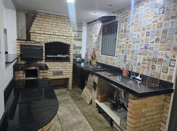 Casa · 150m² · 3 Quartos · 2 Vagas · Sobrado à venda na Vila Palmares, Santo André-SP: 3 quartos, 1 suíte, 2 banheiros, 2 vagas, 150m² de