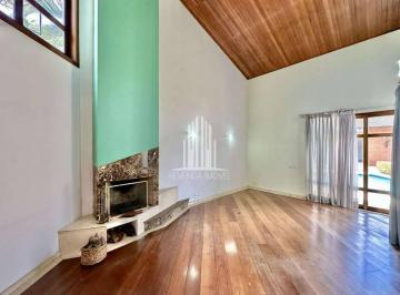 Casa · 382m² · 4 Quartos · 5 Vagas · Residência de alto padrão com 4 quartos e 2 suítes no bairro São Paulo II em Cotia-SP - Imperdível!