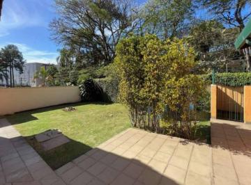 Casa · 652m² · 5 Quartos · 8 Vagas · TÉRREA! 5d/2 sts - REFORMADA! Piscina, quadra, jardim!