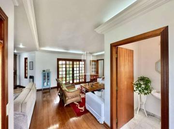 Casa · 423m² · 4 Quartos · 8 Vagas · Imperdível: Casa à venda em Cotia-SP, Granja Viana II, 4 quartos, 2 suítes, 5 banheiros, 8 vagas, 42