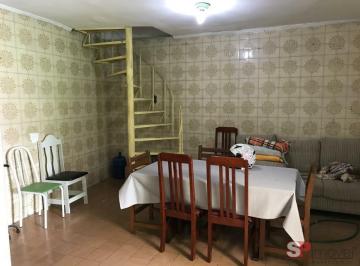 Casa · 300m² · 3 Quartos · 10 Vagas · Ótima oportunidade de adquirir um sobrado com 3 dormitórios, 2 banheiros.