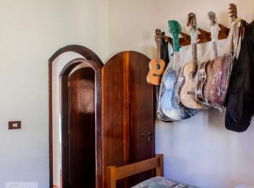 Casa · 144m² · 3 Quartos · 3 Vagas · Imperdível oportunidade de casa à venda em Santo André-SP, Vila Francisco Matarazzo: 3 quartos, 1 su