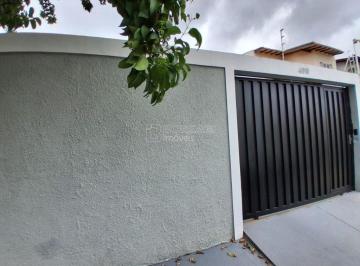 Casa · 149m² · 3 Quartos · 7 Vagas · Casa Padrão em Araraquara