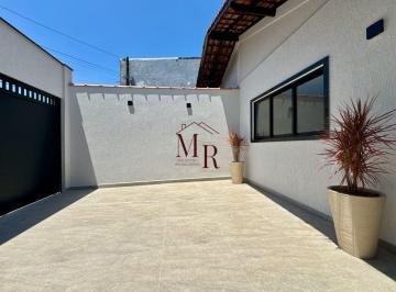 kghyvpy2owizmdk1ogrjmdhh_md · Casa 3 Dormitórios sendo 1 Suite no Boqueirão em Praia Grande