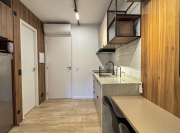 b86e346ea4e7ab13cc8d92d067d6a2ecfd6b8703 · Studio Mobiliado para alugar, por R$ 2.500/mês - Centro - Curitiba/PR