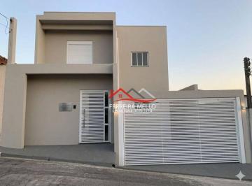 45e9ac4e1a98163aab3b8c8e4129609b608deaf1 · Sobrado com 3 dormitórios à venda, 180m² de Terreno com 90m² de construção por R$ - Serpa - Caieir
