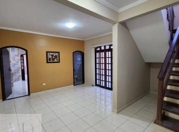 Casa · 220m² · 3 Quartos · 3 Vagas · Sobrado 3 dormitórios (1 suíte) 3 vagas. Villa Branca