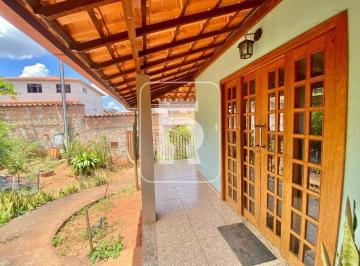Casa · 170m² · 4 Quartos · 8 Vagas · Casa à venda, 4 quartos, 1 suíte, 8 vagas, Carijós - Conselheiro Lafaiete/MG