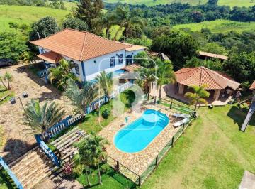 Rural · 150m² · 4 Quartos · Fazenda à venda, 4 quartos, 1 suíte, Centro - São Brás do Suaçuí/MG