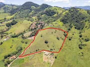 Terreno , São Bento do Sapucaí · Terreno 53.950 m² com vista para a Pedra do Baú - 200 m do asfalto - R$ 37/m²