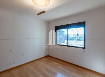Apartamento · 240m² · 3 Quartos · 3 Vagas · Apartamento de Luxo no Itaim Bibi: 3 Quartos, 1 Suíte, 3 Banheiros, 3 Vagas de Garagem, 240m²! Venha