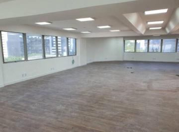 Comercial · 204m² · 4 Vagas · Salas Comerciais de Alto Padrão na Cidade Monções: 3 salas, 2 banheiros, 4 vagas de garagem, 204m² d