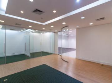 Comercial · 691m² · Prédio Comércial com 691m² distribuídos em 12 salas, casa de máquinas, 1 copa com gabinete, 5 banhei