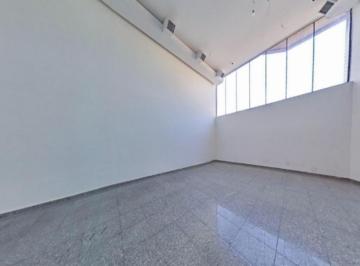 Comercial · 942m² · Prédio no Alto da Lapa de 942m², sendo 240m² vão livre, mezanino de 60m2, térreo de 287m²
