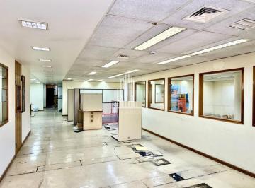 Comercial · 600m² · Conjunto Comercial para Locação em São Paulo - República: 1 Sala, 2 Banheiros, 600m² de Área!