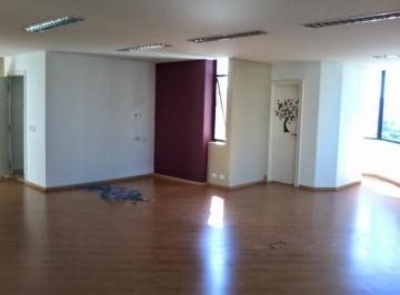 Comercial · 140m² · 2 Vagas · Conj Comercial de 140 m² próximo a estações e comércios