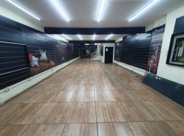 Comercial · 258m² · Loja para Locação em Pinheiros com 258m² 4 banheiros