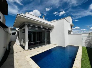Casa de 3 quartos, Salto · Condomínio Central Parque Salto 255m2