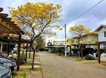c36ddeb68eee6267d99da57d2be5298d138527c1 · Casa no Cond Carmel no Pq Prado com 3 quartos. Estuda Permuta!