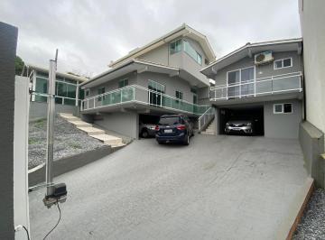 Casa · 240m² · 3 Quartos · 6 Vagas · ALUGUEL TEMPORADA - SOBRADO - MORRETES - ITAPEMA - SC