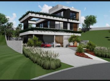Casa · 600m² · 4 Quartos · 6 Vagas · Condomínio Clube Residencial no Mossunguê