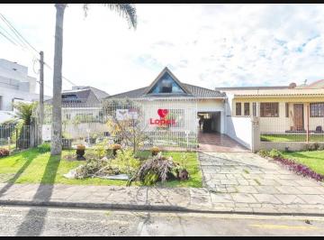 Casa · 370m² · 3 Quartos · 3 Vagas · Casa 3 quartos e 4 vagas em Santa Felicidade
