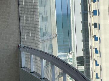 Apartamento · 146m² · 3 Quartos · 2 Vagas · Porteira Fechada em Meia Praia: Luxo e Vista Mar em Itapema / SC