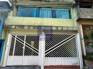 Casa de 4 quartos, Carapicuíba · Possui 04 Dormitórios sendo 02 Suíte