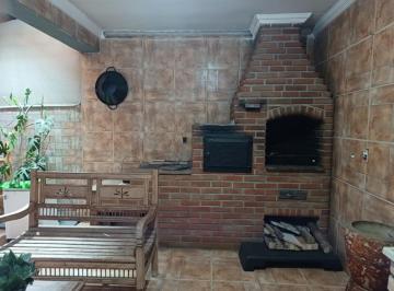 Casa · 202m² · 3 Quartos · 2 Vagas · Sobrado à venda em Indaiatuba, Jardim Regina, com 3 quartos, com 202 m²