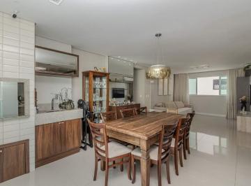 Apartamento · 127m² · 3 Quartos · 2 Vagas · Apartamento à venda no Pioneiros em Balneário Camboriú.