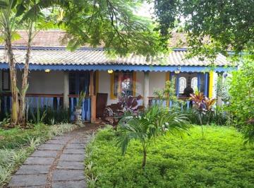 Casa · 170m² · 4 Quartos · 5 Vagas · Casa de frente ao mar Ilhabela