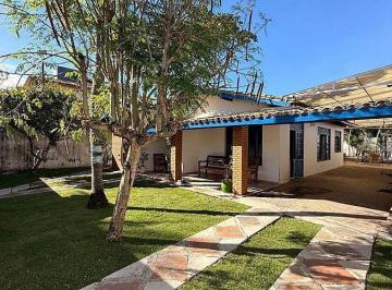 Casa · 4 Quartos · Casa à venda - em Vilas do Atlântico