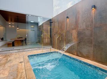 Casa · 170m² · 3 Quartos · 2 Vagas · Linda casa à venda na Cidade Jardim, Uberlândia