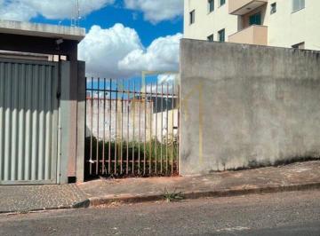 Foto 01 · Terreno à venda - em Santa Mônica