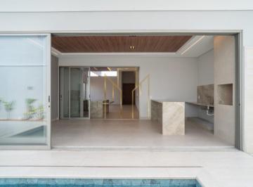 Foto 01 · Alphaville 1: Condomínio de luxo - Imóvel com 3 suítes e área de 232m² na Granja Marileusa, Uberlând