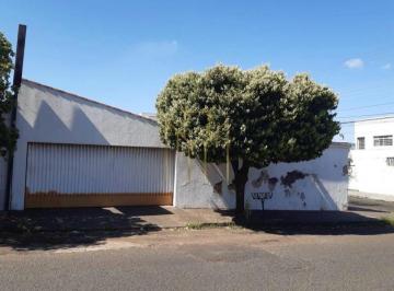 Foto 01 · Imperdível Casa à Venda em Uberlândia-MG, Bairro Brasil: 4 Quartos, 3 Suítes, 4 Banheiros, 3 Vagas, 