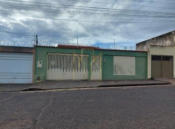 Foto 01 · Imperdível: Casa à venda em Uberlândia-MG, Nossa Senhora das Graças, 3 quartos, 1 suíte, 2 salas, 2 