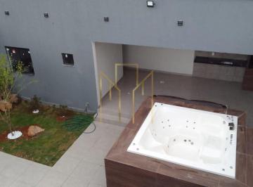 Foto 01 · Imperdível! Casa à venda em Uberlândia-MG, bairro Segismundo Pereira, 3 quartos, 1 suíte, 1 sala, 1 