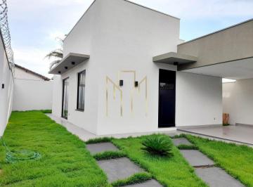 Foto 01 · Oportunidade imperdível: Casa à venda em Uberlândia-MG, Jardim Europa, 3 quartos, 1 suíte, 1 banheir