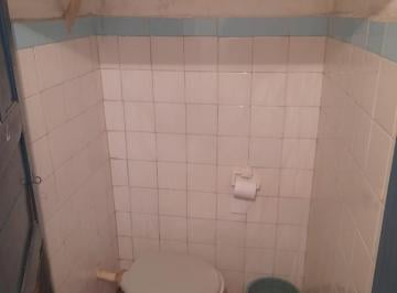 c8f8b068-6405-47bb-9673-b86c58ed3190 · Imperdível casa comercial para locação em Parque Peruche, 36m²