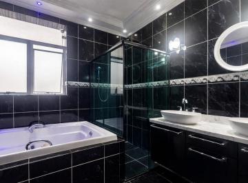 IMG_20260607_065217_000.jpeg · Atraente sobrado para venda em Vila Madalena com 4 quartos, sendo 2 suítes, 299m² - remaxfront#UW1D0